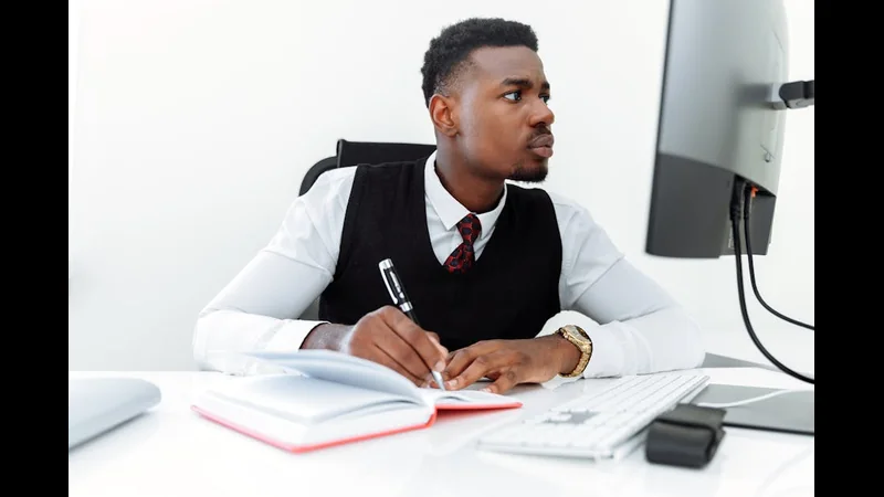 AI vs Human Intelligence: What’s the Real Difference? - Artificial Intelligence visual representation