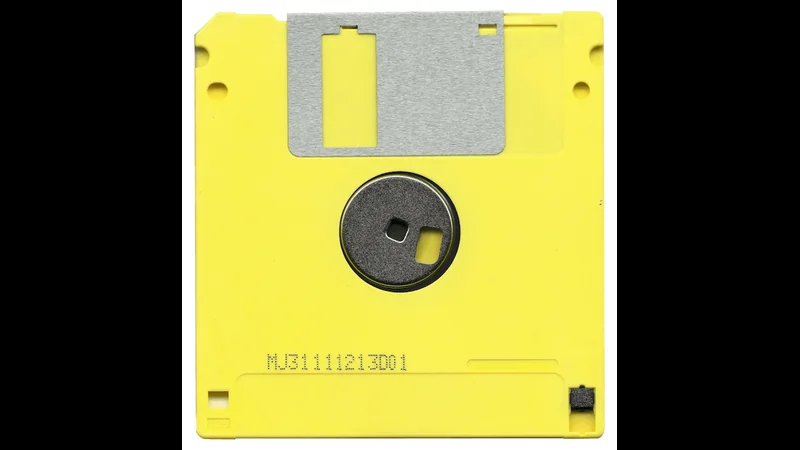 SSD vs HDD: Which One Is Better and Why? - Artificial Intelligence visual representation