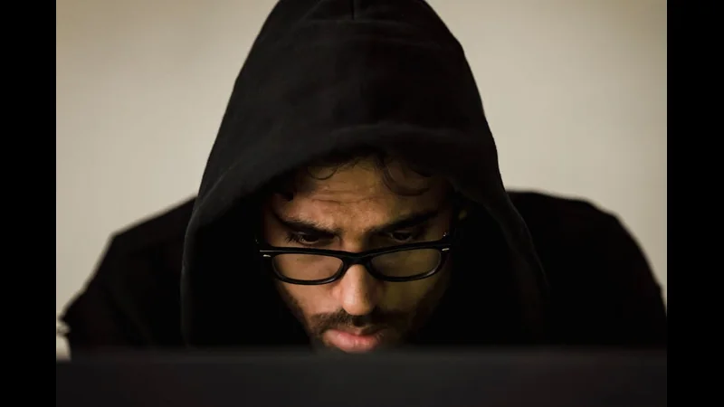 How to Protect Your Personal Data Online in 2026 - Internet & Security detailed view