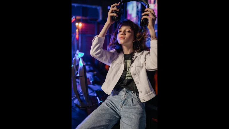 The Evolution of Game Controllers - Gaming & E-Sports visual representation