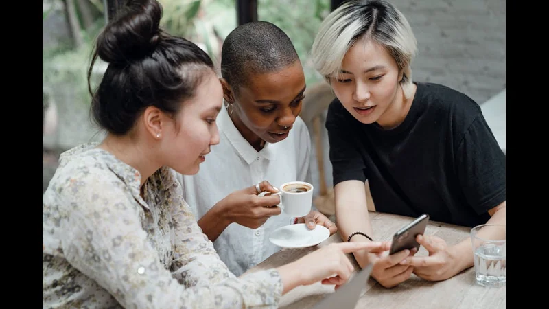 How Fast Charging Really Works - Mobile Technology detailed view