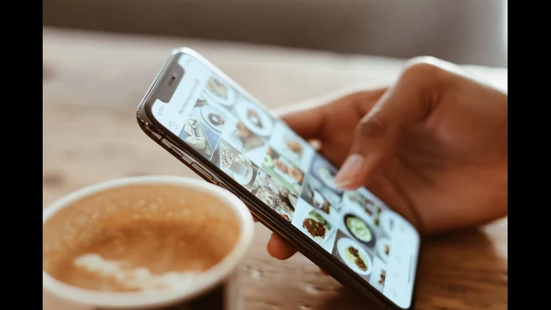 Why Mobile Gaming Is Growing So Fast - Mobile Technology visual representation