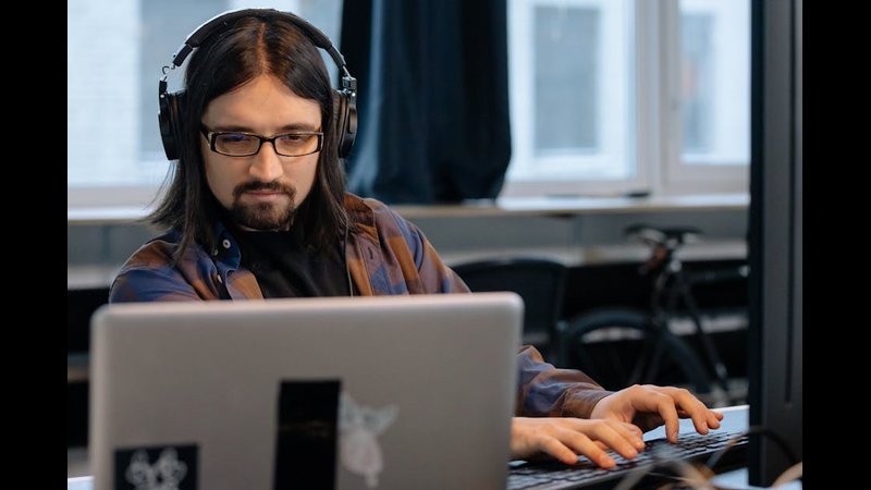 How to Choose Your First Programming Language